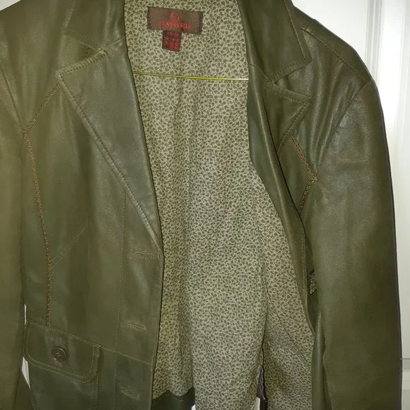 Leather jacket - Picture 3 of 5
